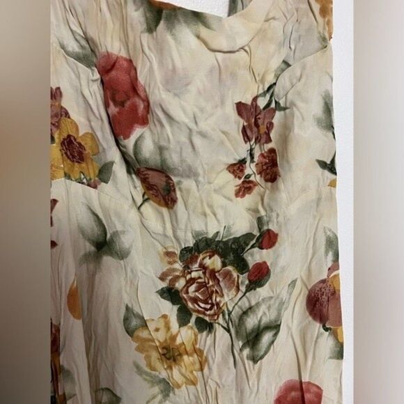 Floral Sundress Size L 🌸 - Picture 2 of 5